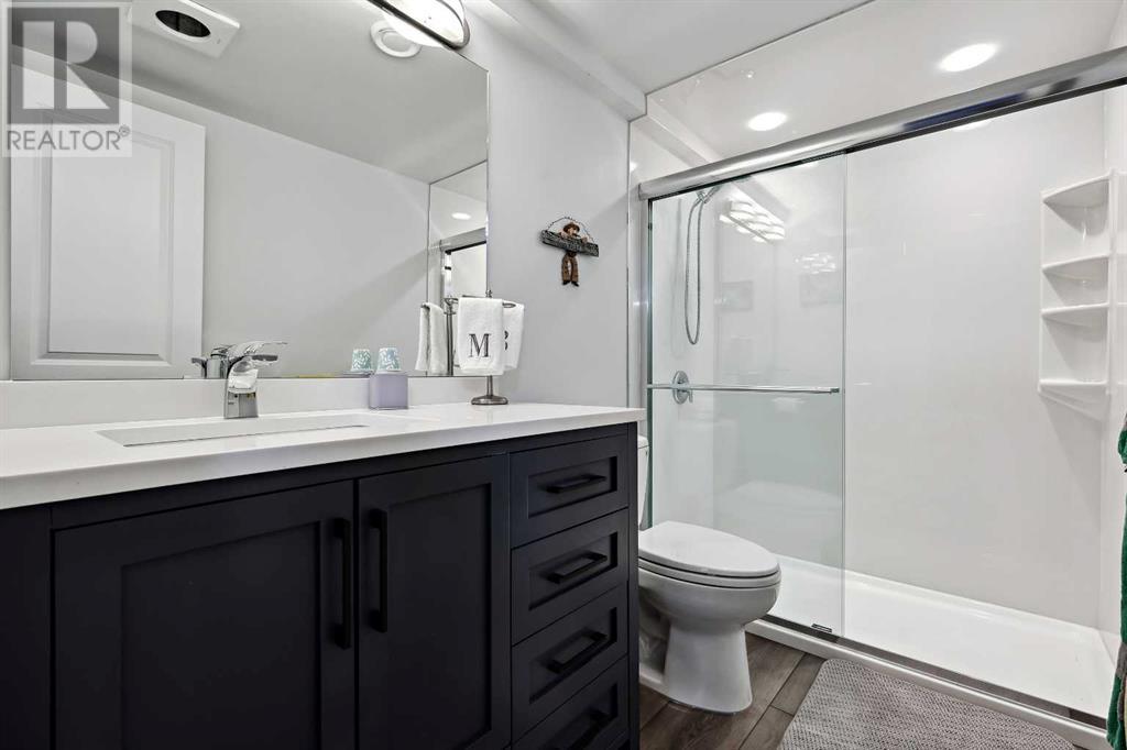 Single Family House Bungalow for Sale in  Midpark Crescent SE Midnapore Calgary 