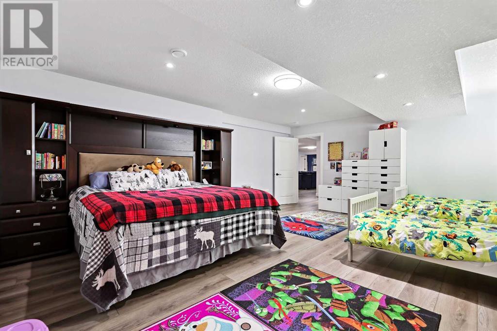 Single Family House Bungalow for Sale in  Midpark Crescent SE Midnapore Calgary 