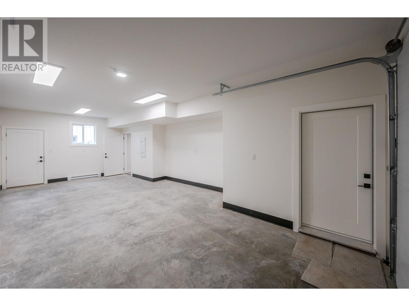 #101 770 ARGYLE STREET - Image 12