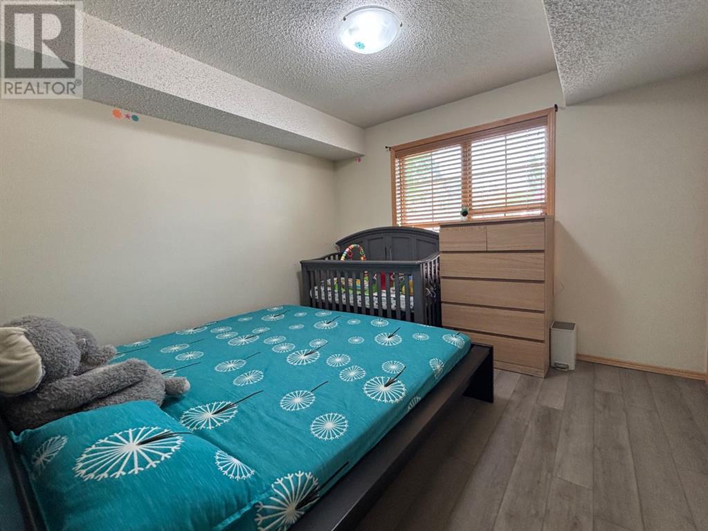 Single Family House for Sale in   Everridge Square SW Evergreen Calgary 