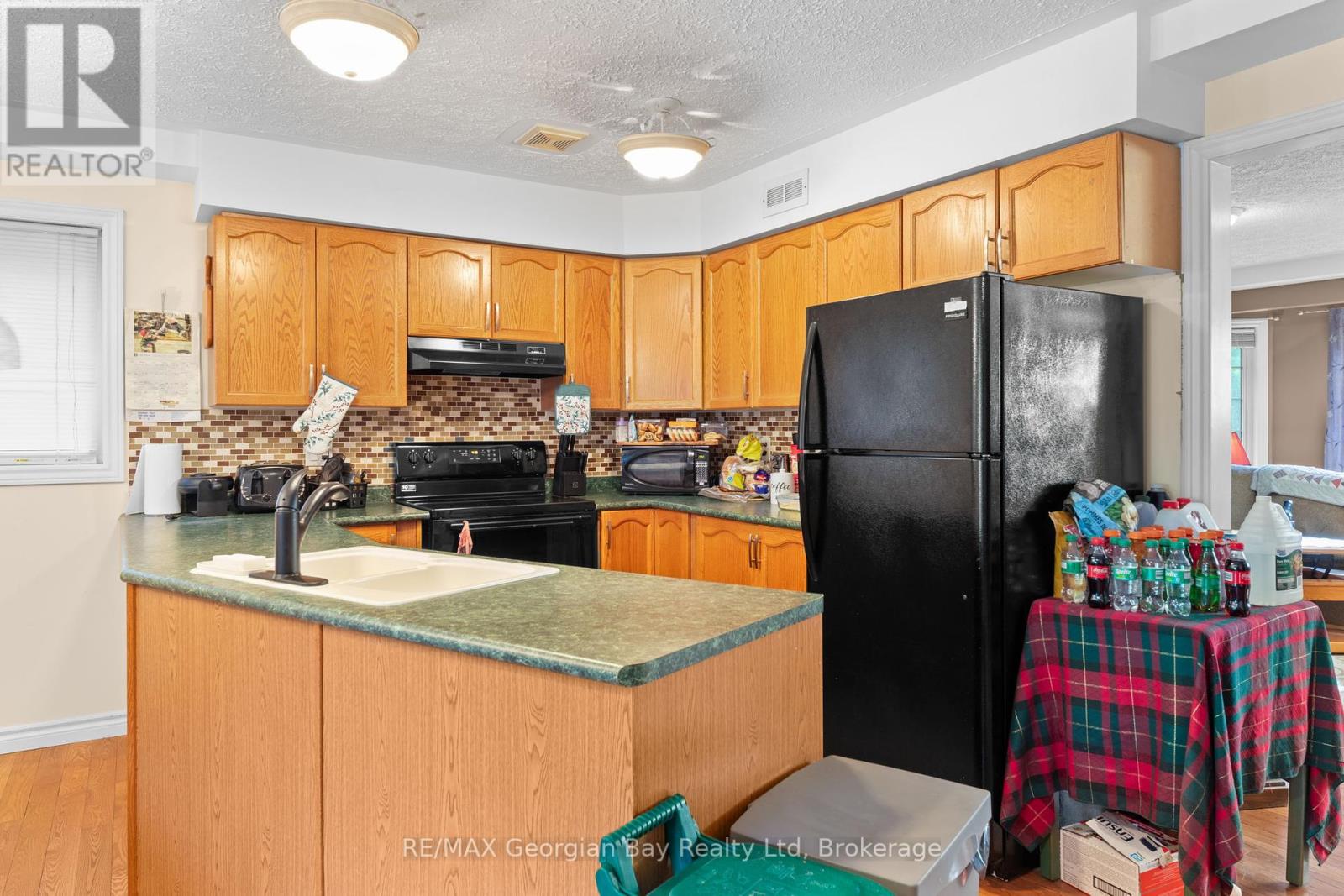 Photo 10 of 477 Albert Street, Tay ON