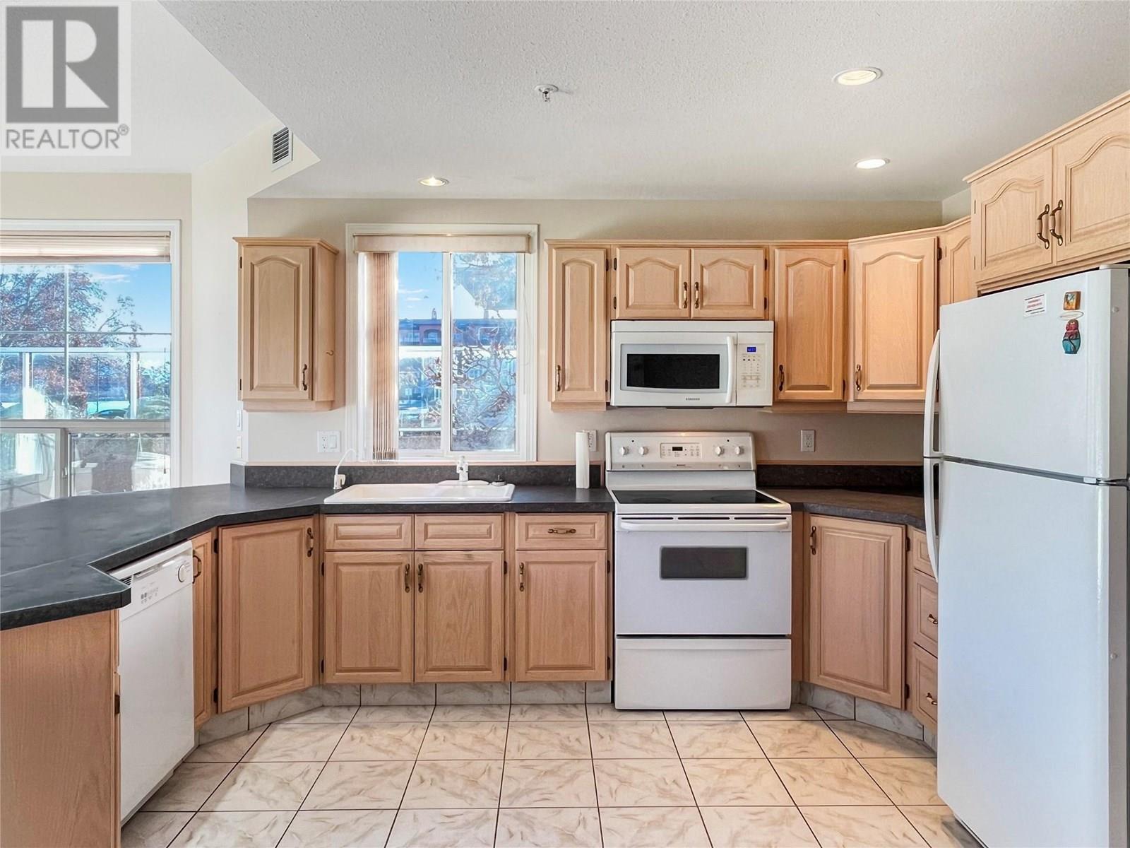 7801 Spartan Drive Unit# 116, Osoyoos