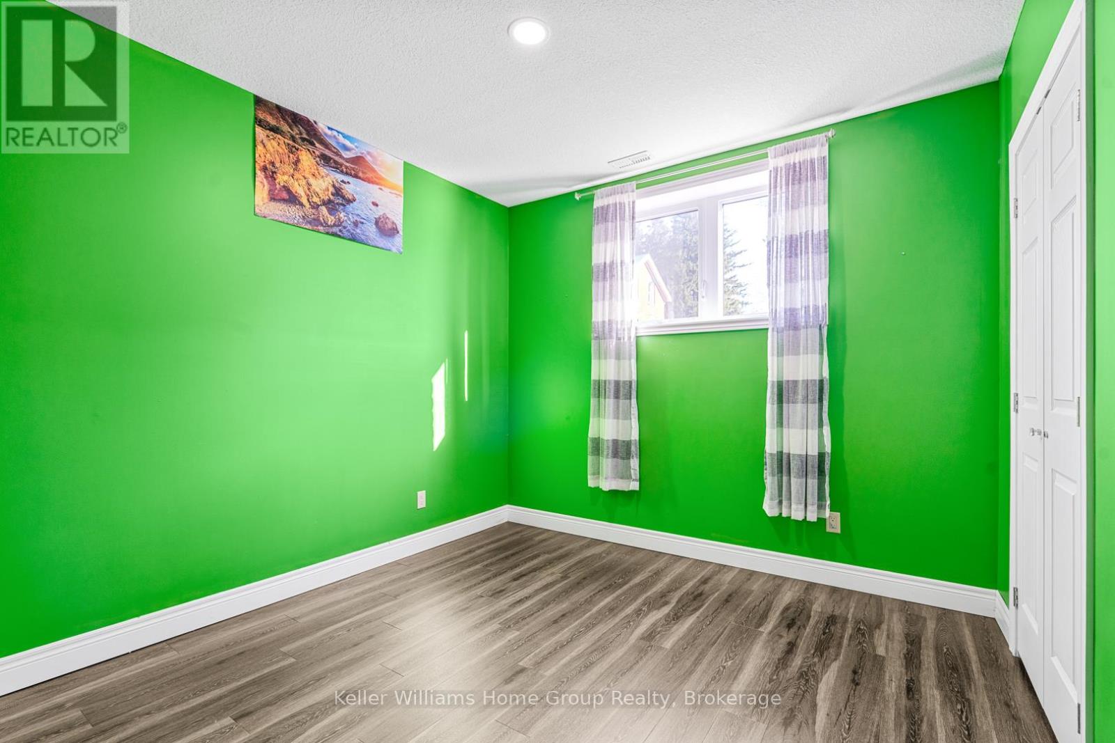 Photo 25 of 202 Ellen Street, North Perth ON