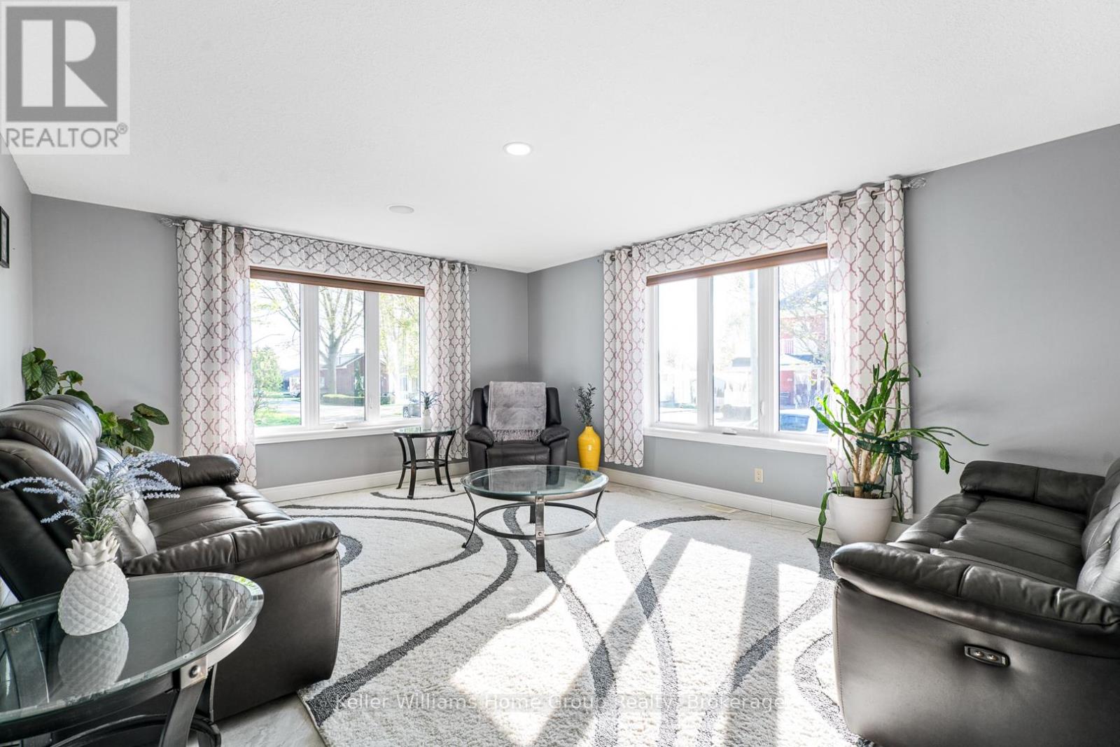 Photo 21 of 202 Ellen Street, North Perth ON