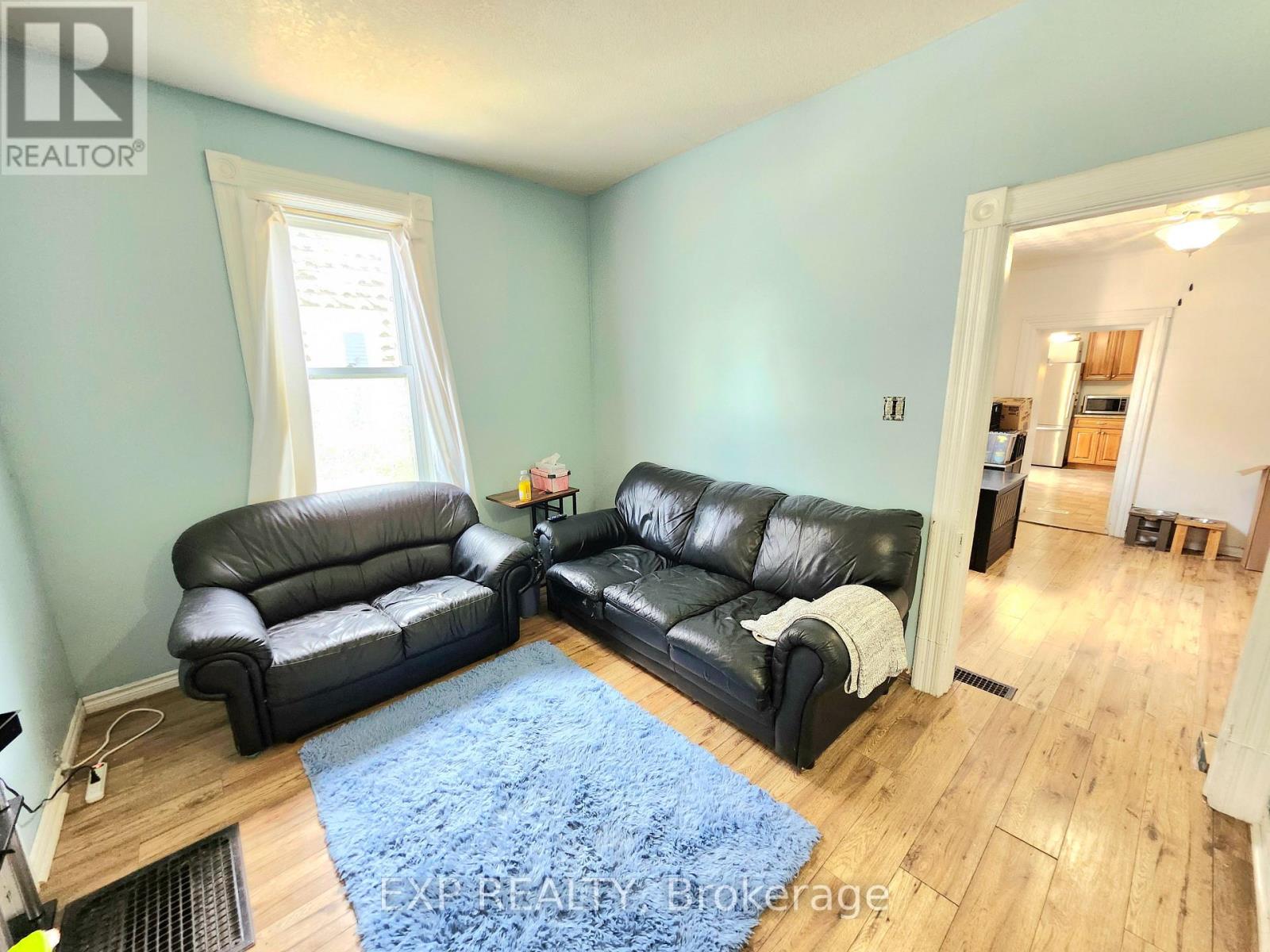 Photo 11 of 485 Dibble Street W, Prescott ON
