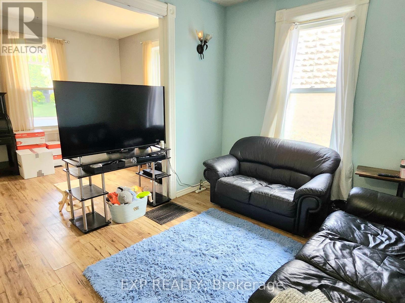 Photo 12 of 485 Dibble Street W, Prescott ON