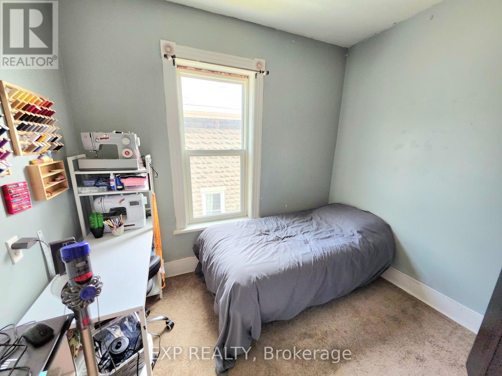 Photo 17 of 485 Dibble Street W, Prescott ON