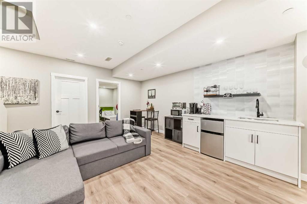 942 Livingston Way NE, Calgary, Alberta