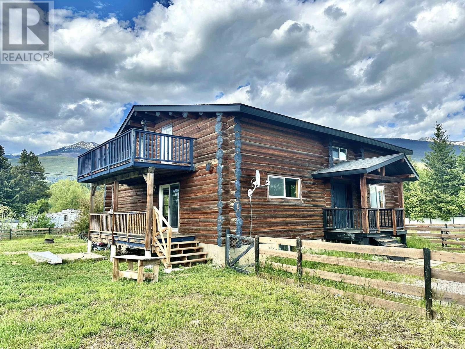 1100 7TH AVENUE, Valemount