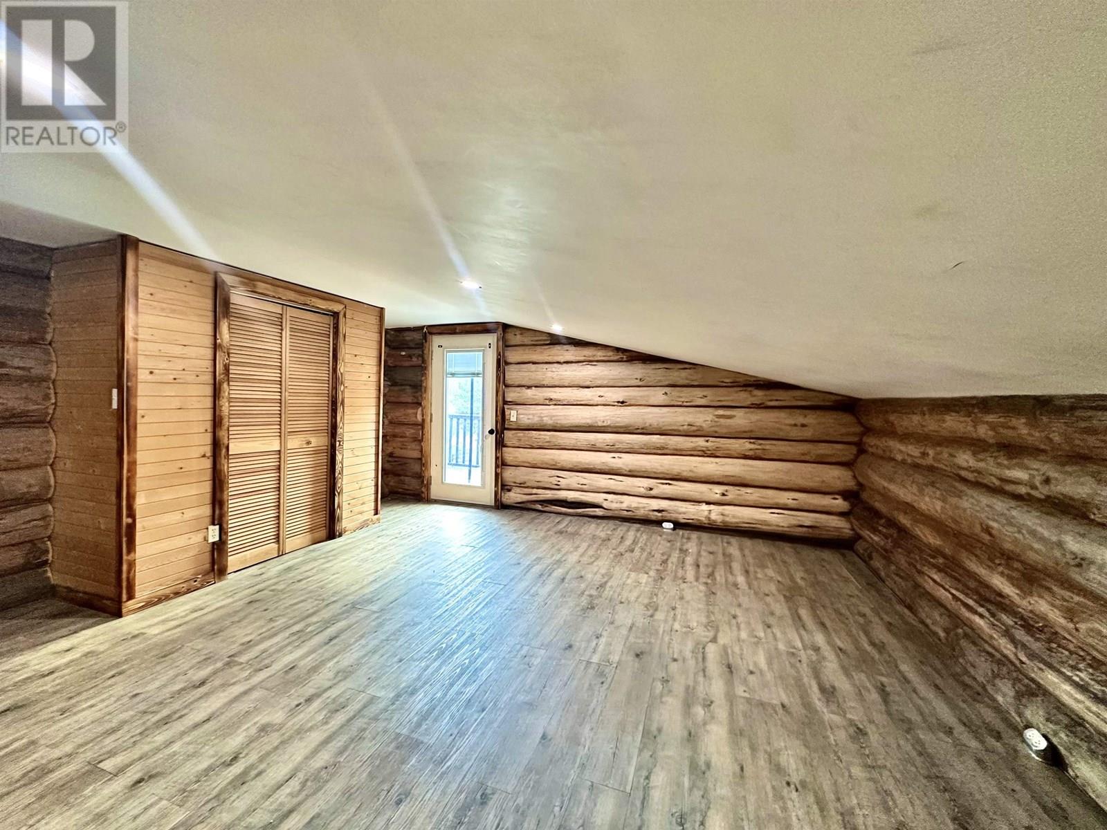 1100 7TH AVENUE, Valemount