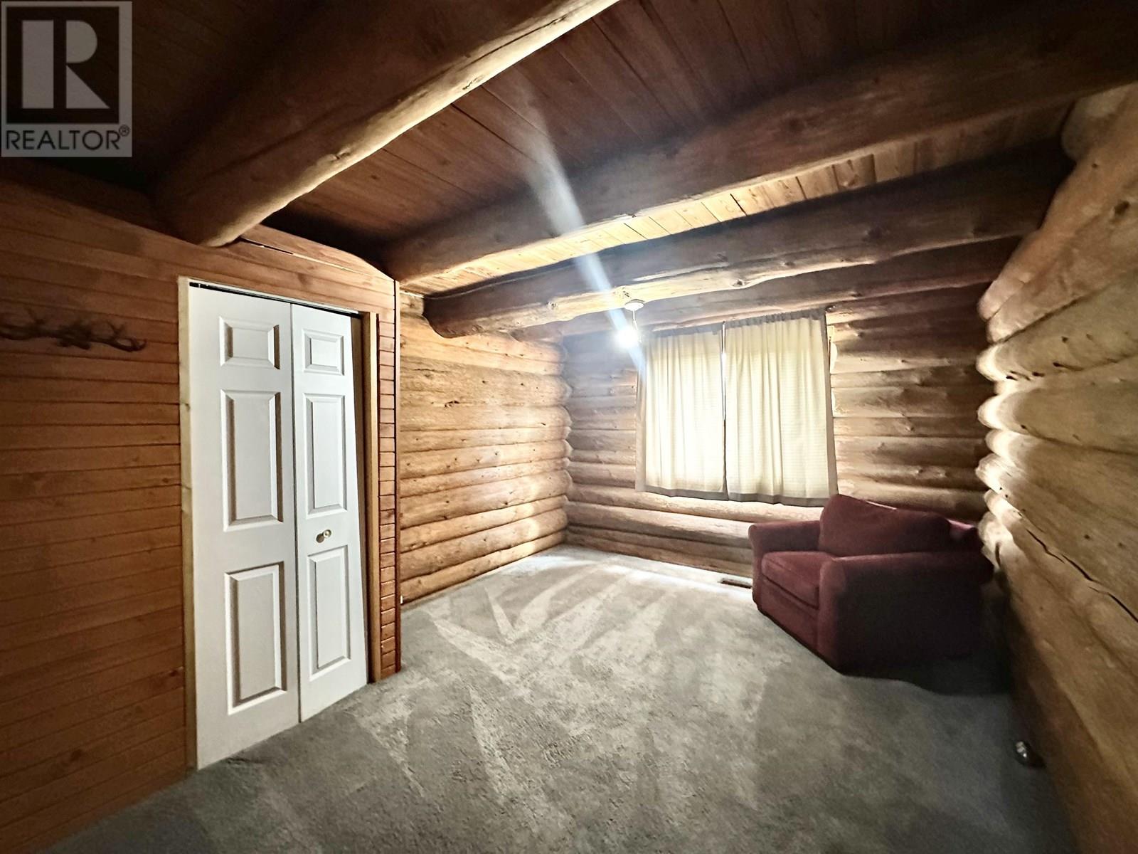 1100 7TH AVENUE, Valemount