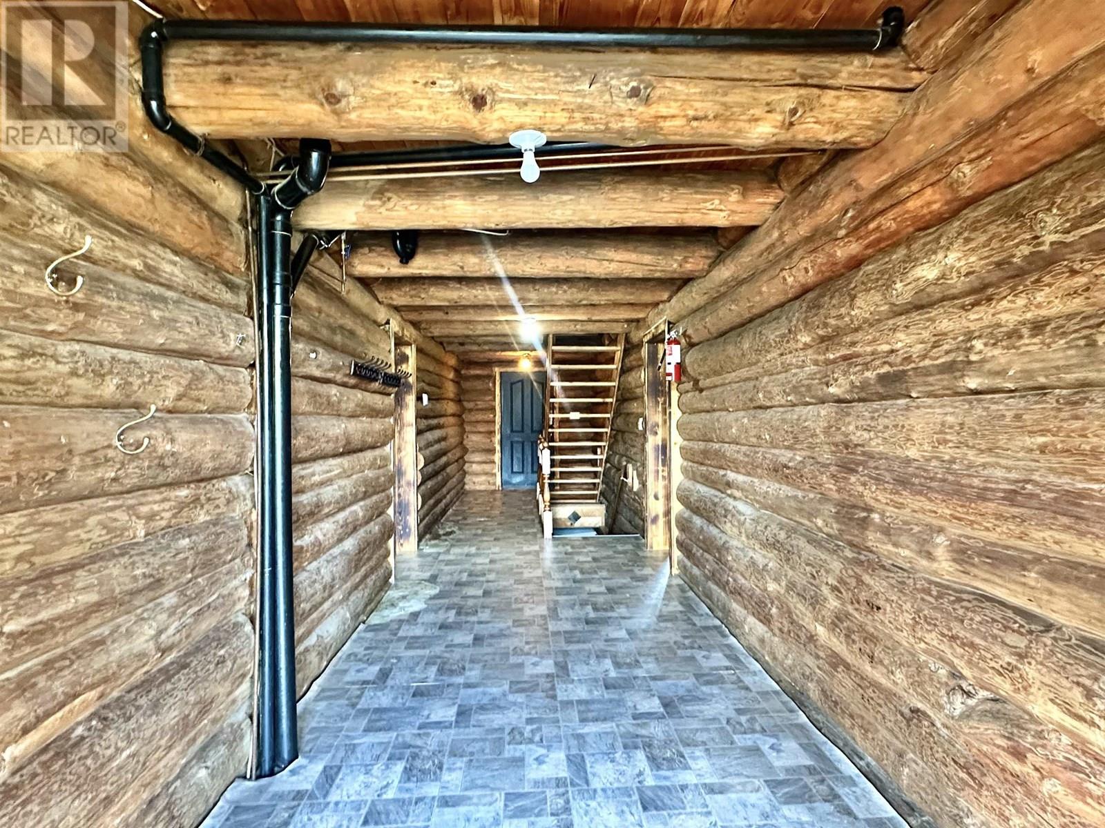 1100 7TH AVENUE, Valemount