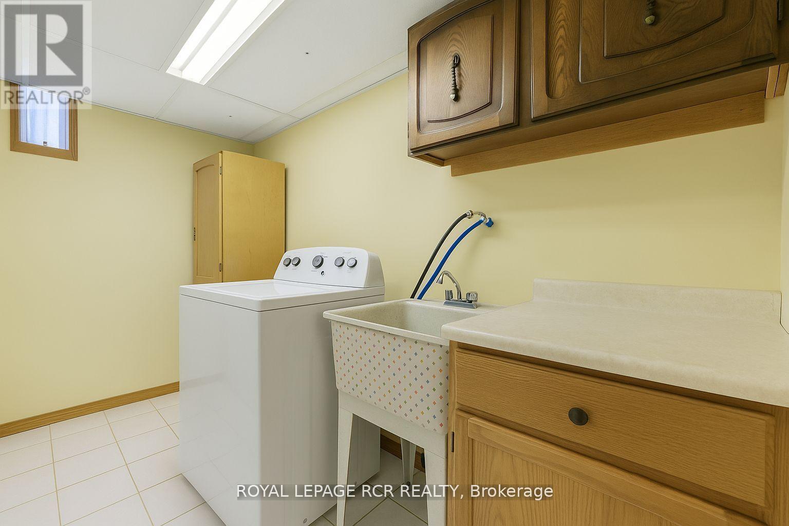 Photo 28 of 80 Woodside Drive, Orillia ON