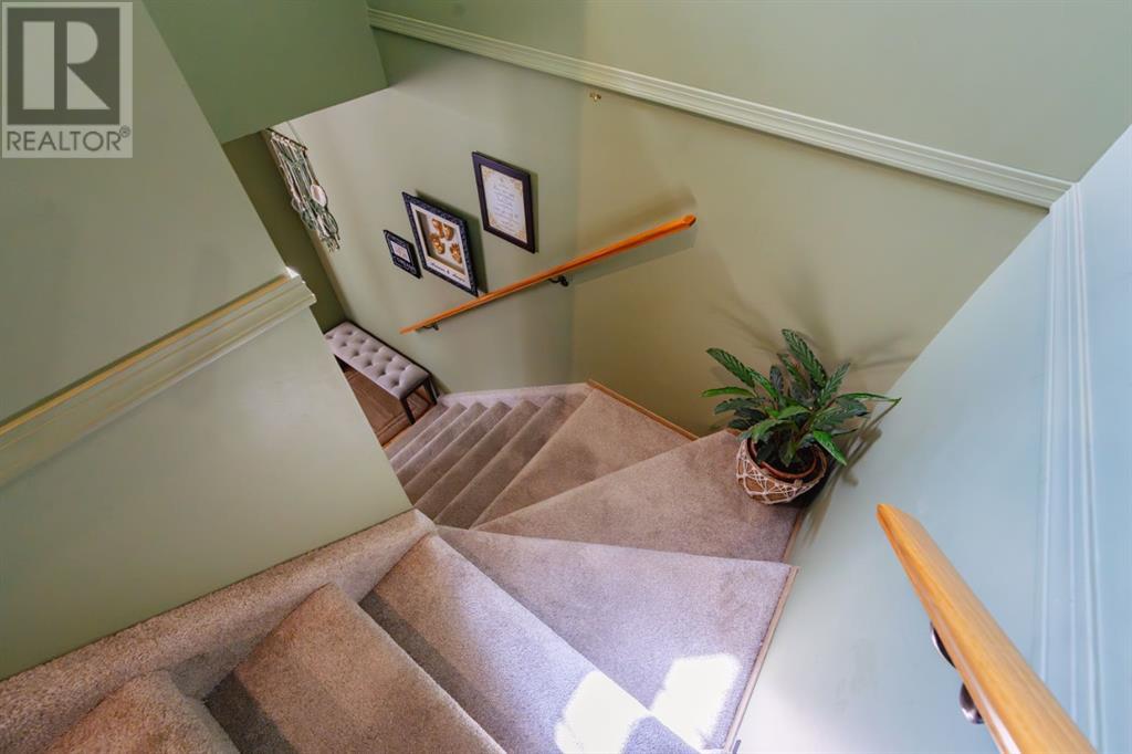 Single Family House for Sale in  Laguna Close NE Monterey Park Calgary 