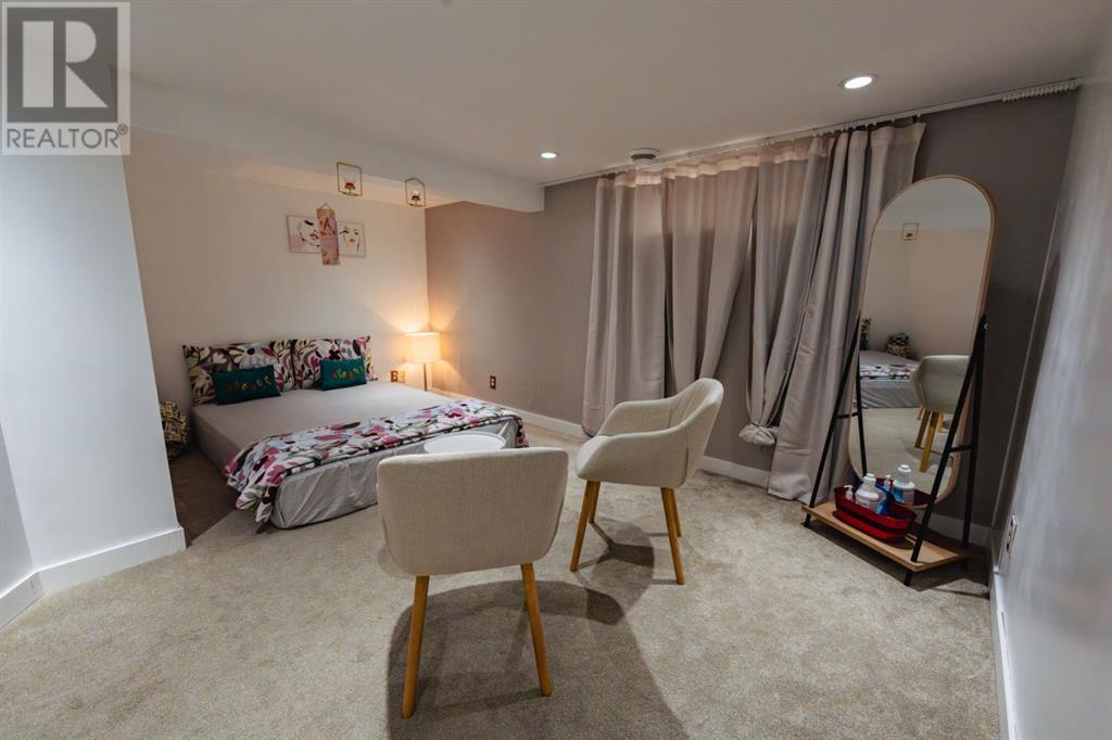 Single Family House for Sale in  Laguna Close NE Monterey Park Calgary 