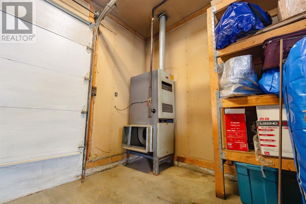 Single Family House for Sale in  Laguna Close NE Monterey Park Calgary 