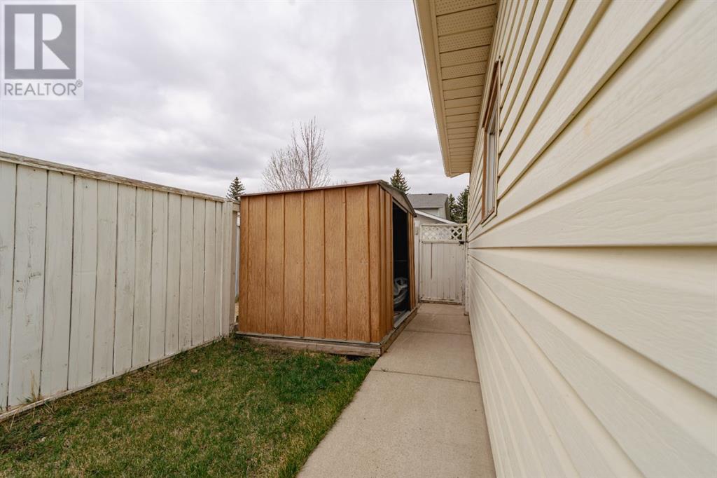 Single Family House for Sale in  Laguna Close NE Monterey Park Calgary 