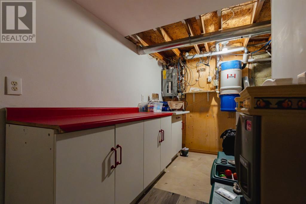 Single Family House for Sale in  Laguna Close NE Monterey Park Calgary 