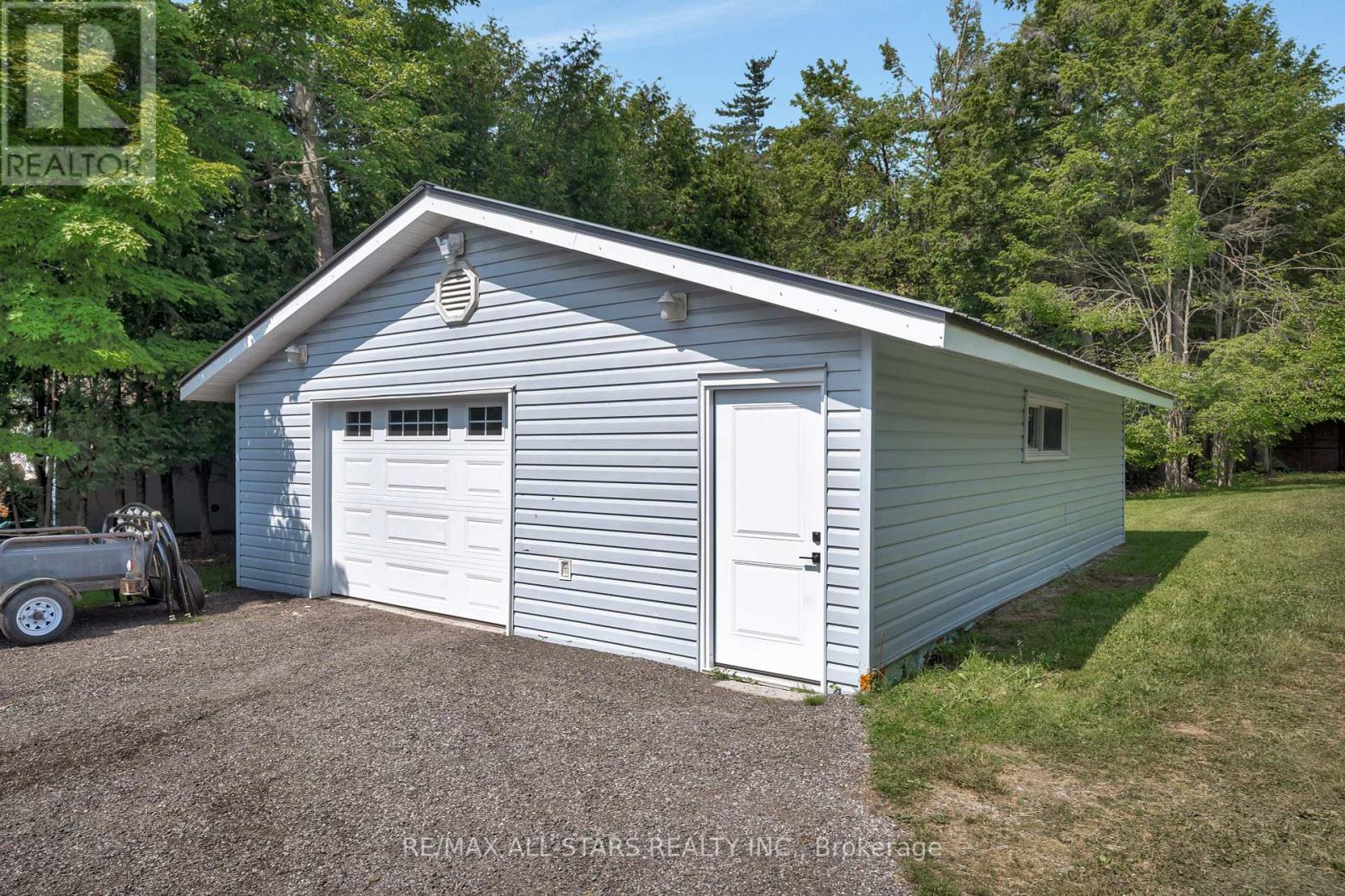 Photo 21 of 394 Kennedy Drive, Trent Lakes ON