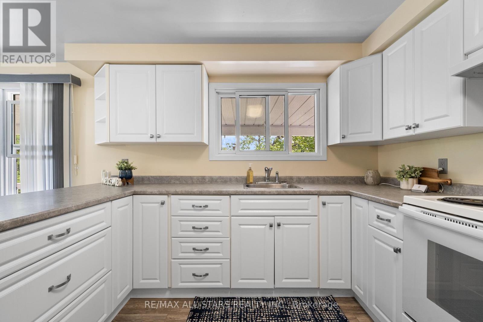 Photo 17 of 394 Kennedy Drive, Trent Lakes ON
