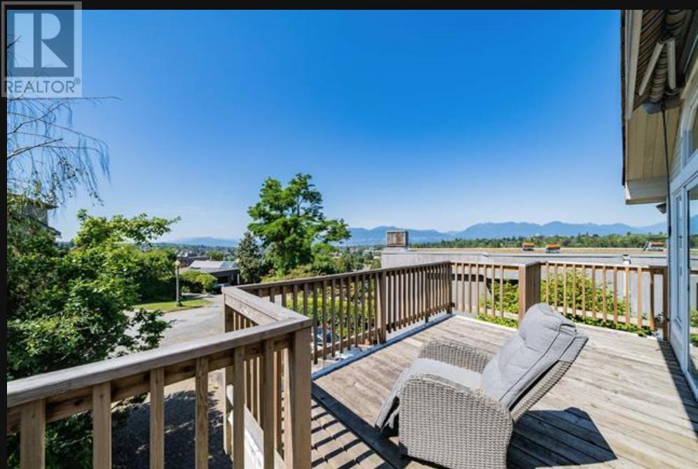 Photo 2 of 1997 W 35th Avenue, Vancouver BC