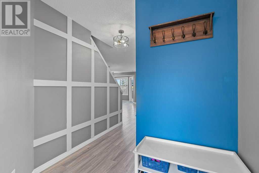 Single Family House for Sale in  Everglen Rise SW Evergreen Calgary 