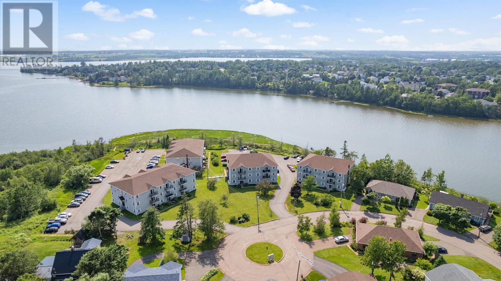 #106 6-22 WATERVIEW HEIGHTS - 17
