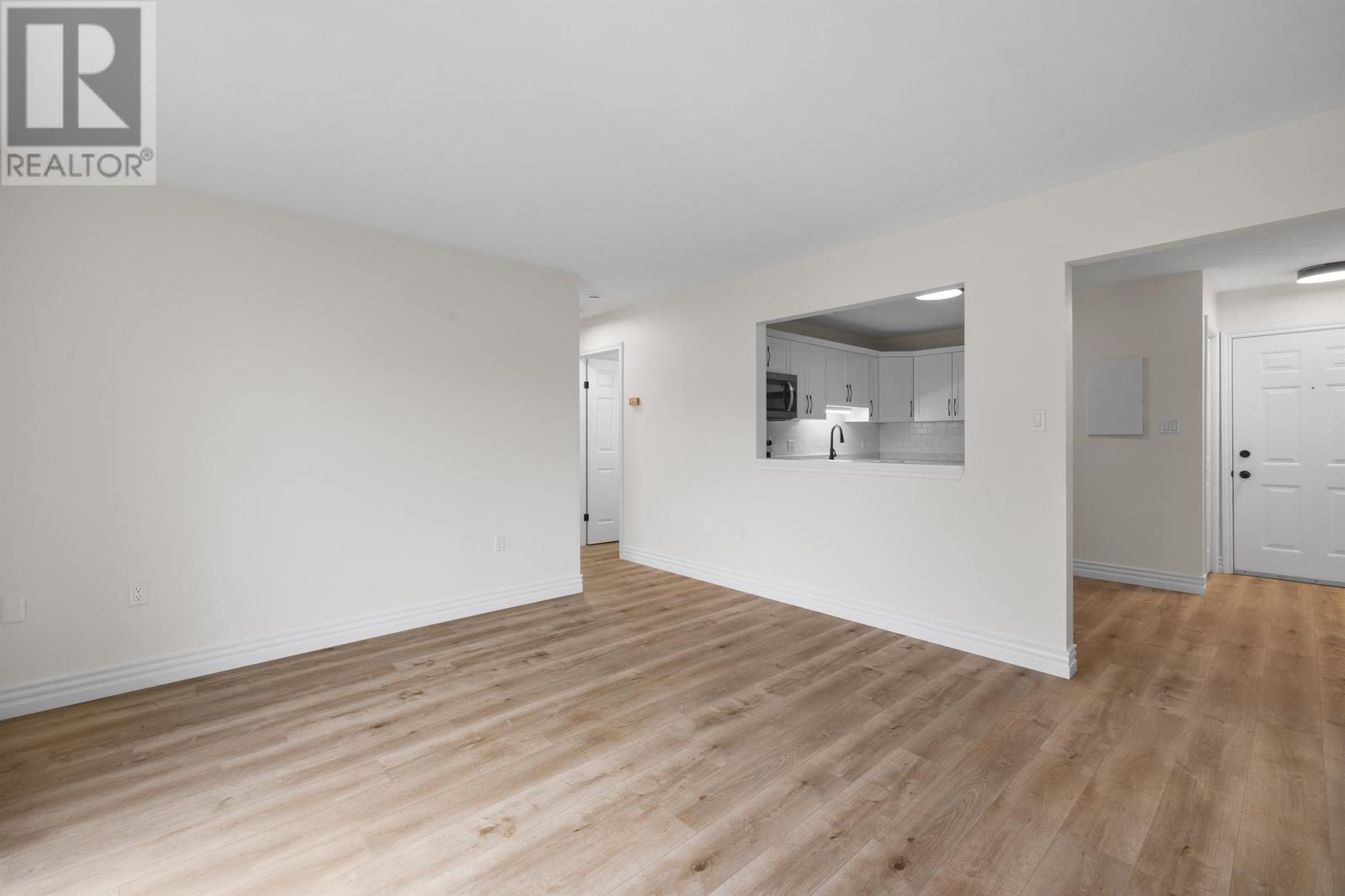#106 6-22 WATERVIEW HEIGHTS - 9