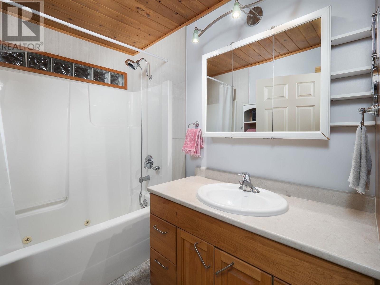Photo 13 of 25785 N Ness Lake Road, Prince George BC