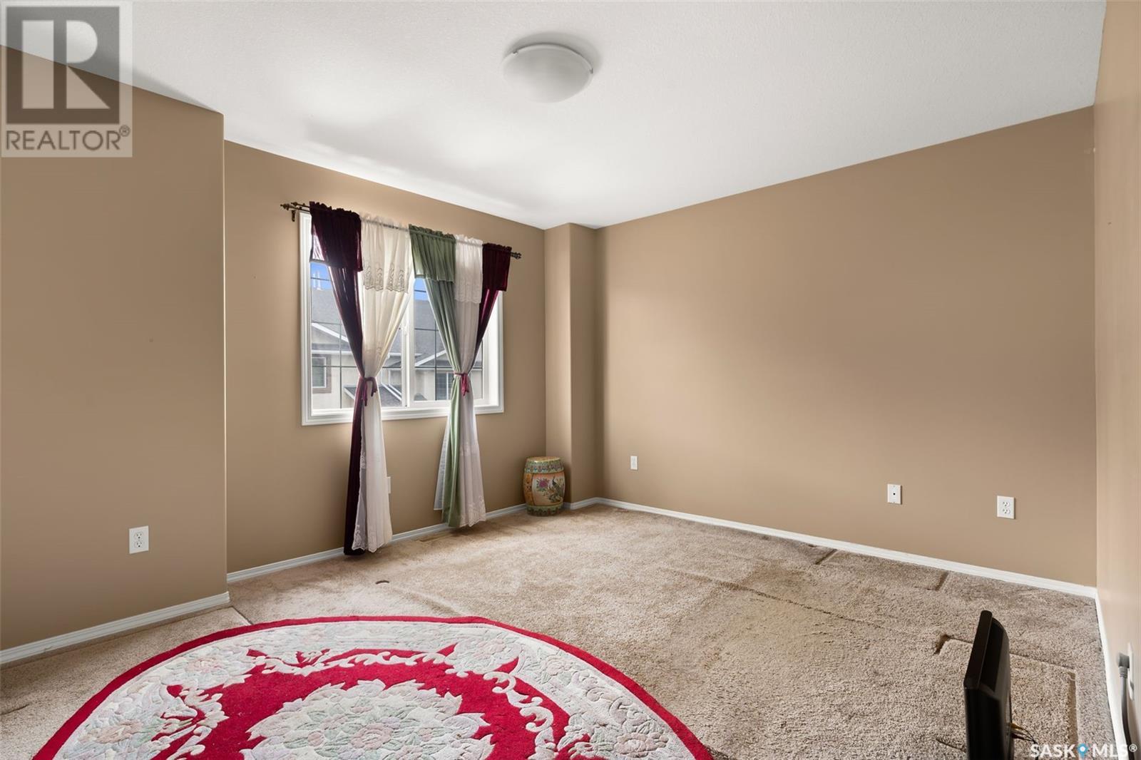 Single Family House 2 Level for Sale in   WINDSOR PARK ROAD Regina 