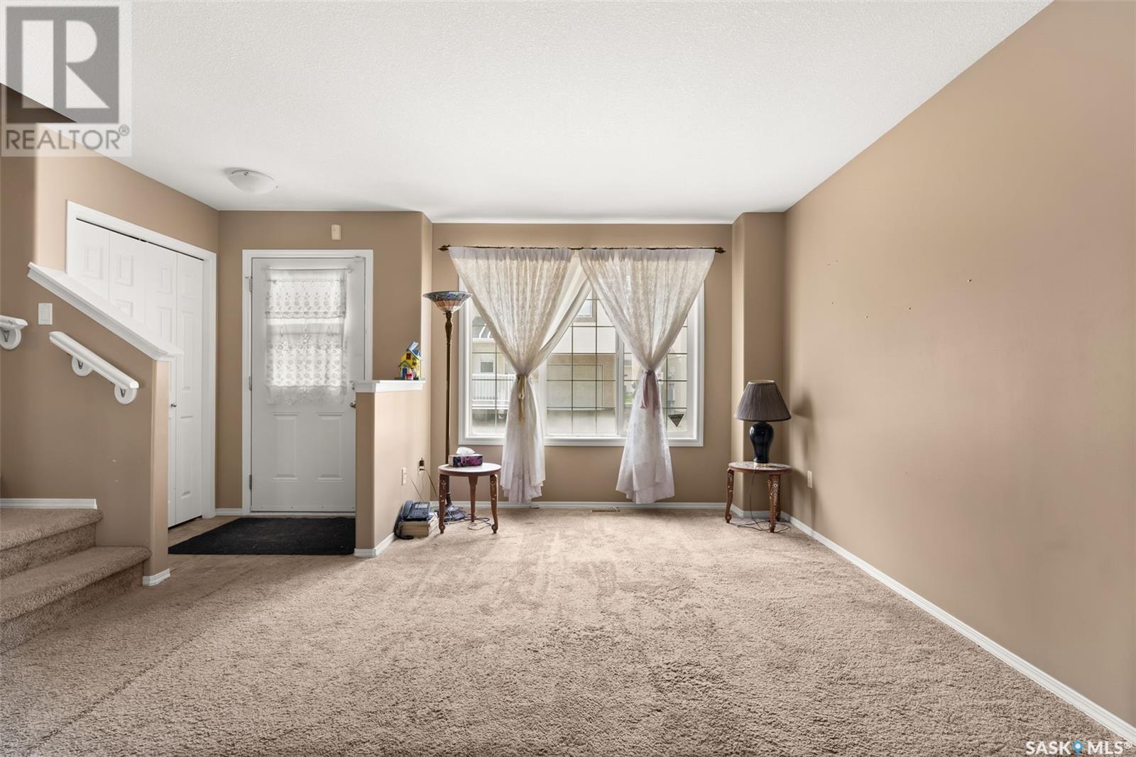 Single Family House 2 Level for Sale in   WINDSOR PARK ROAD Regina 