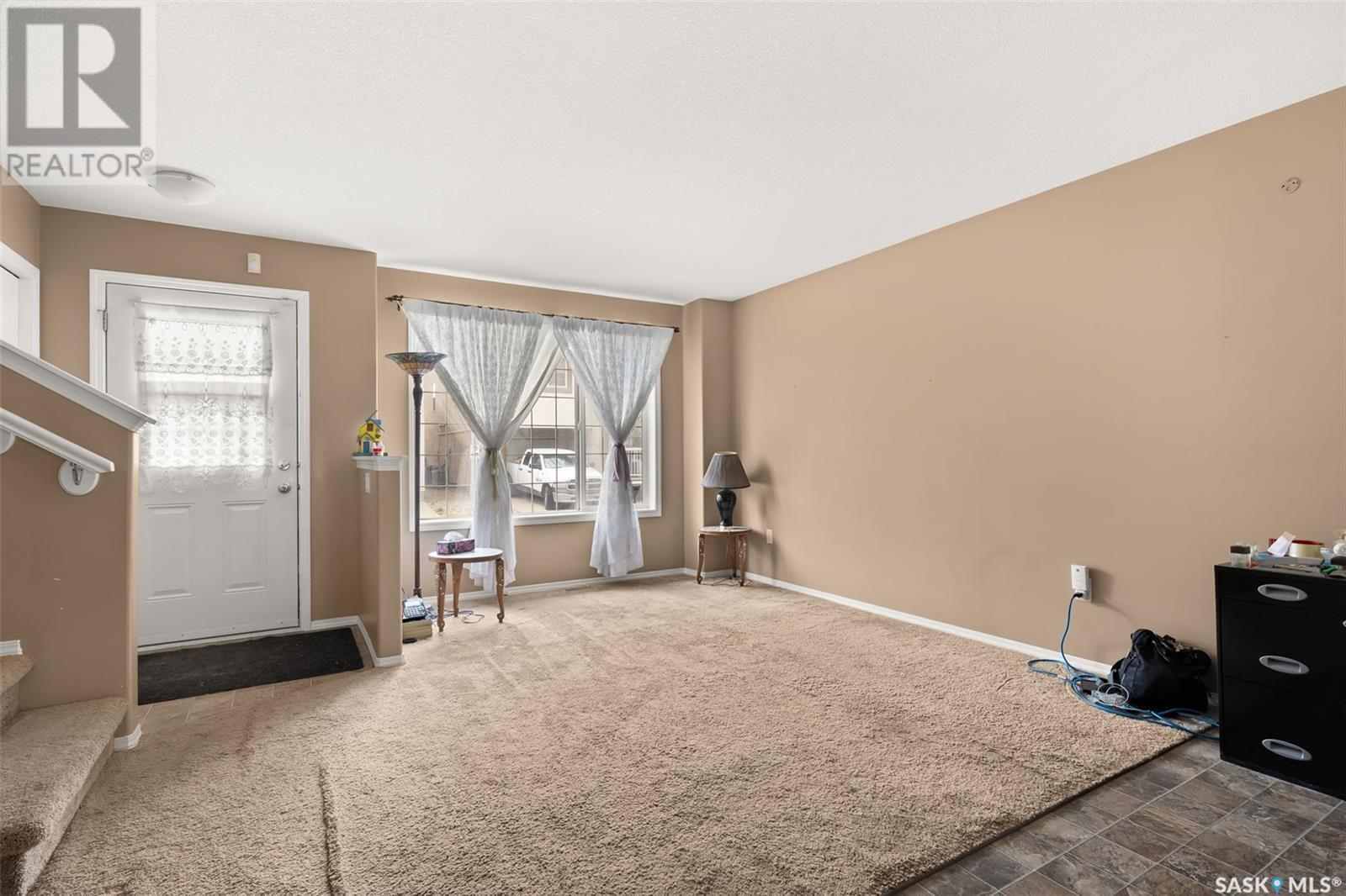 Single Family House 2 Level for Sale in   WINDSOR PARK ROAD Regina 