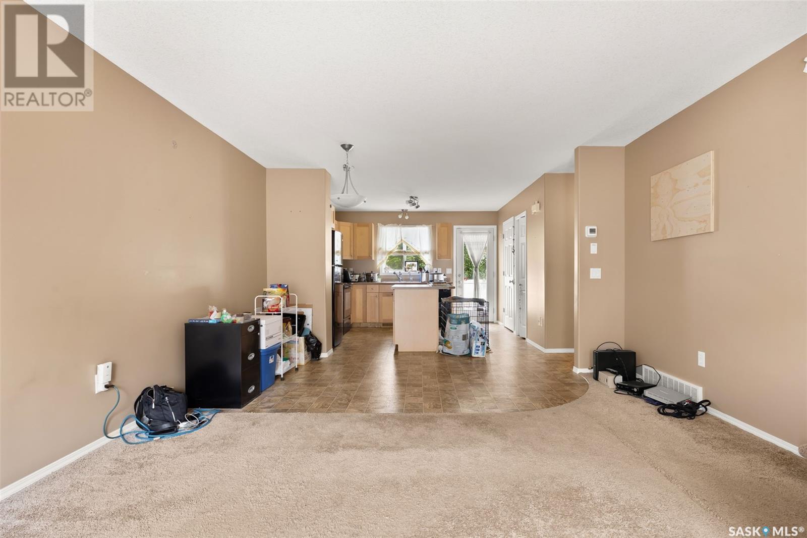 Single Family House 2 Level for Sale in   WINDSOR PARK ROAD Regina 