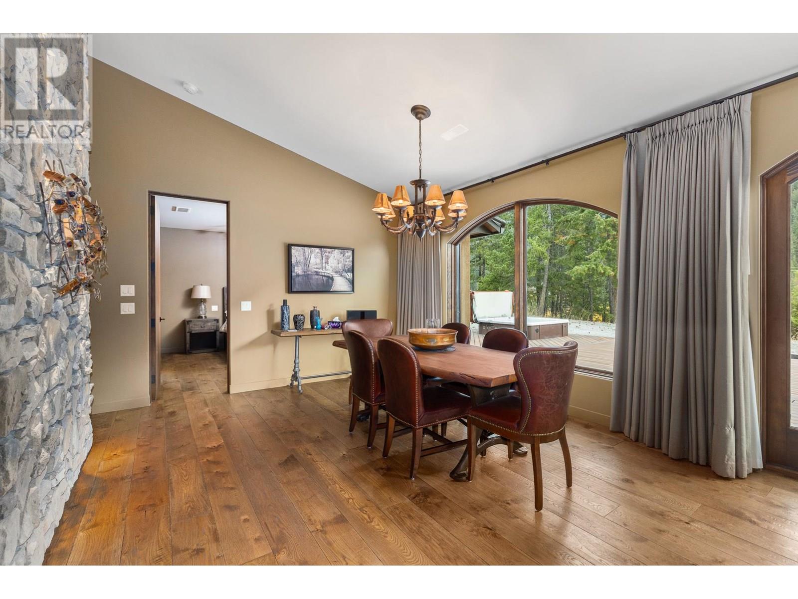  4335 Maxwell Road, Peachland