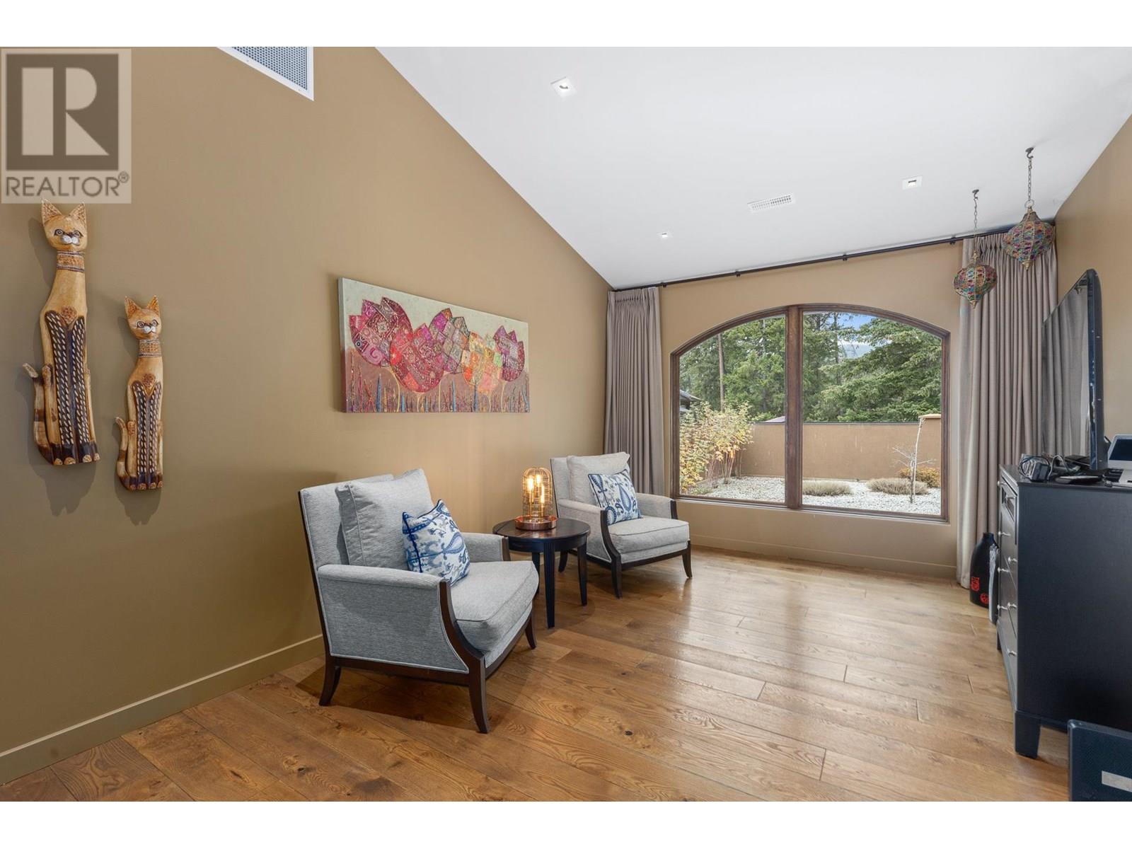  4335 Maxwell Road, Peachland