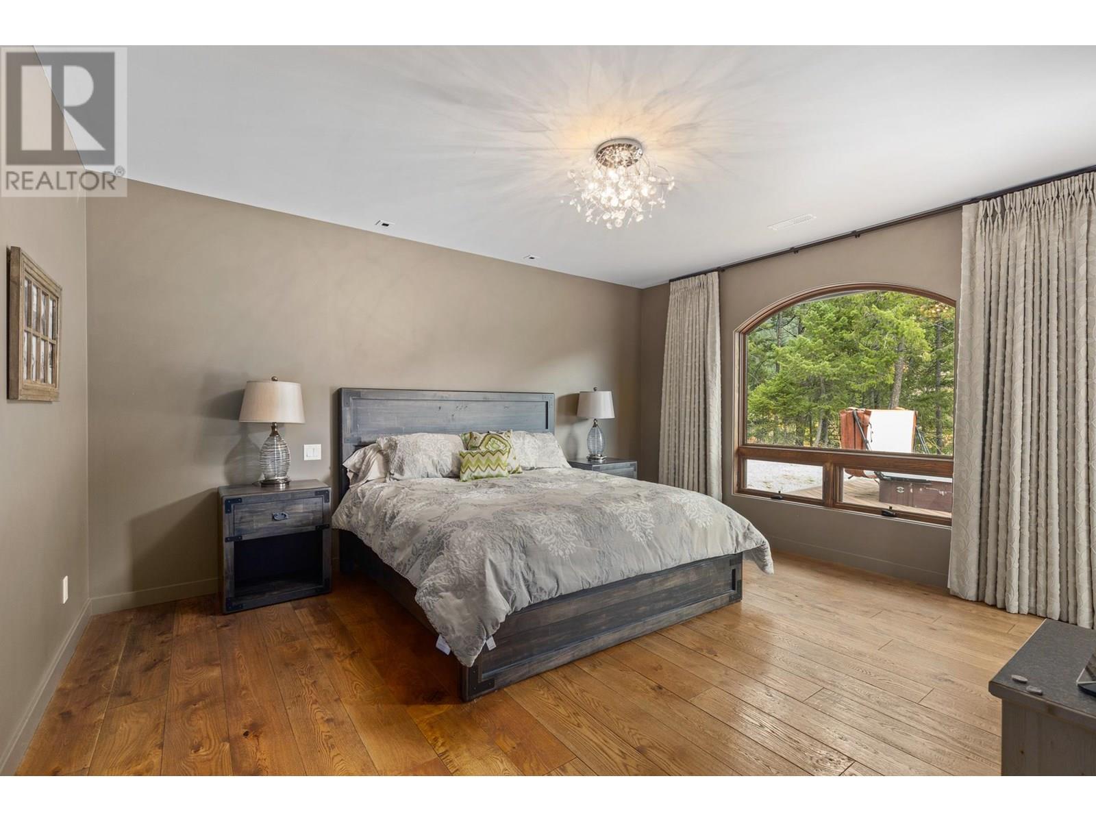  4335 Maxwell Road, Peachland