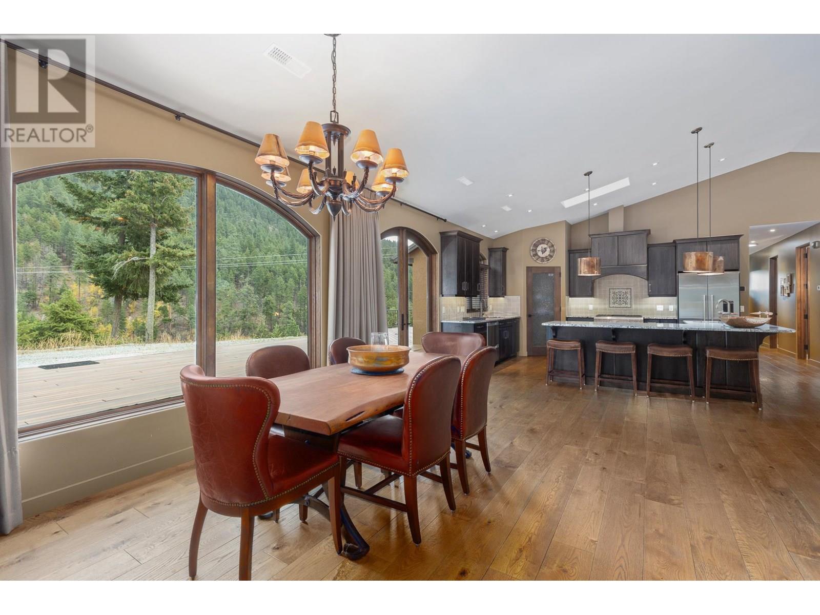  4335 Maxwell Road, Peachland