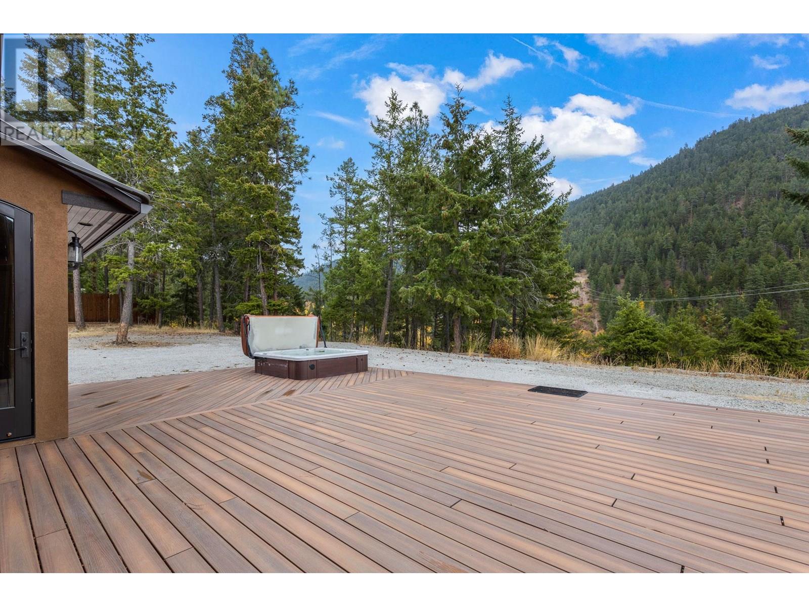  4335 Maxwell Road, Peachland