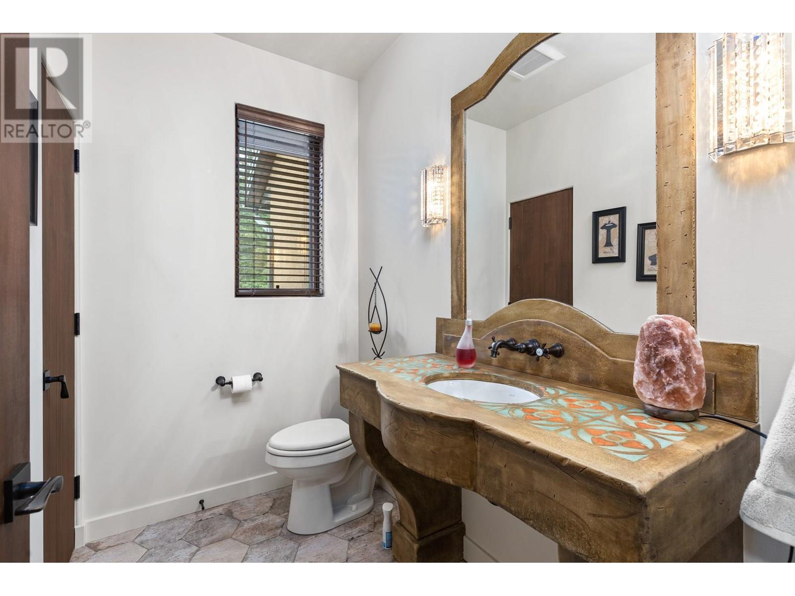  4335 Maxwell Road, Peachland