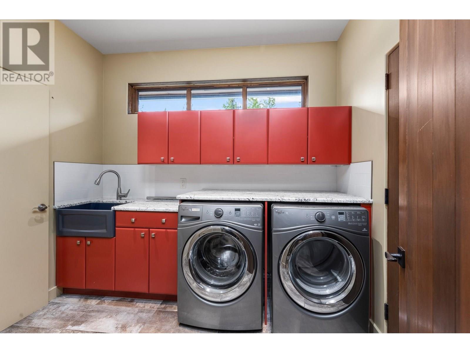  4335 Maxwell Road, Peachland
