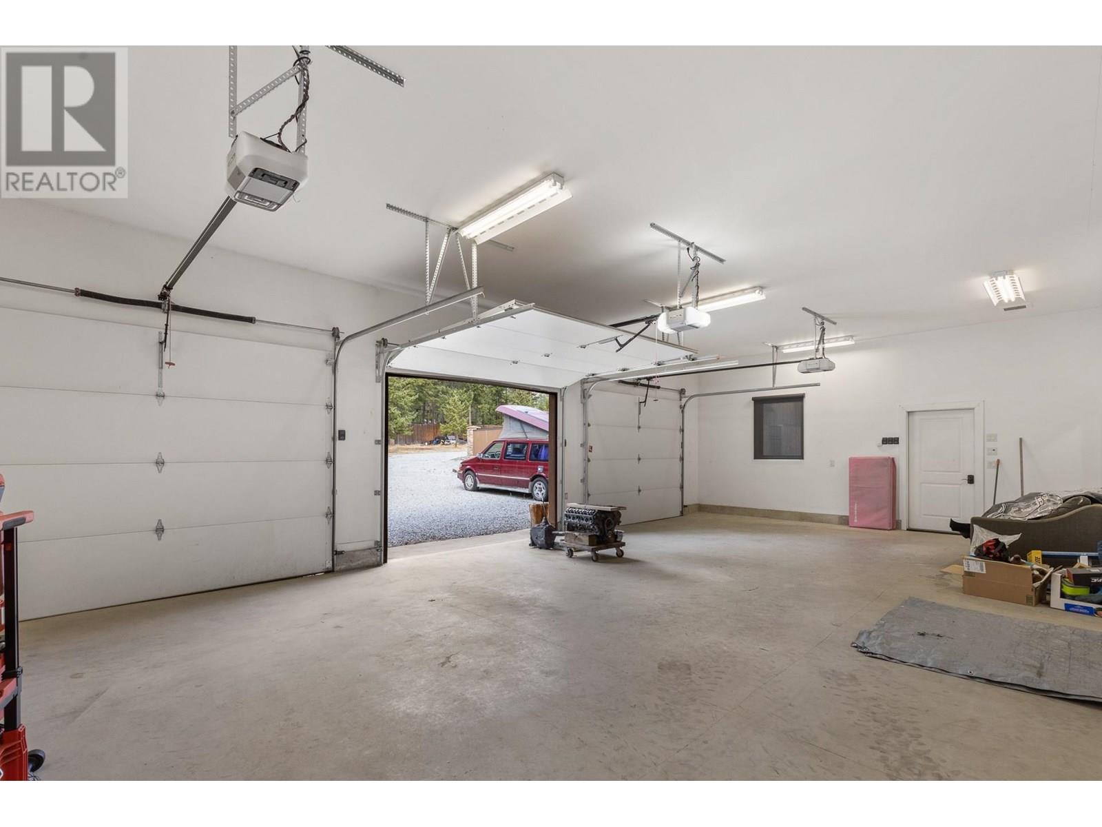  4335 Maxwell Road, Peachland