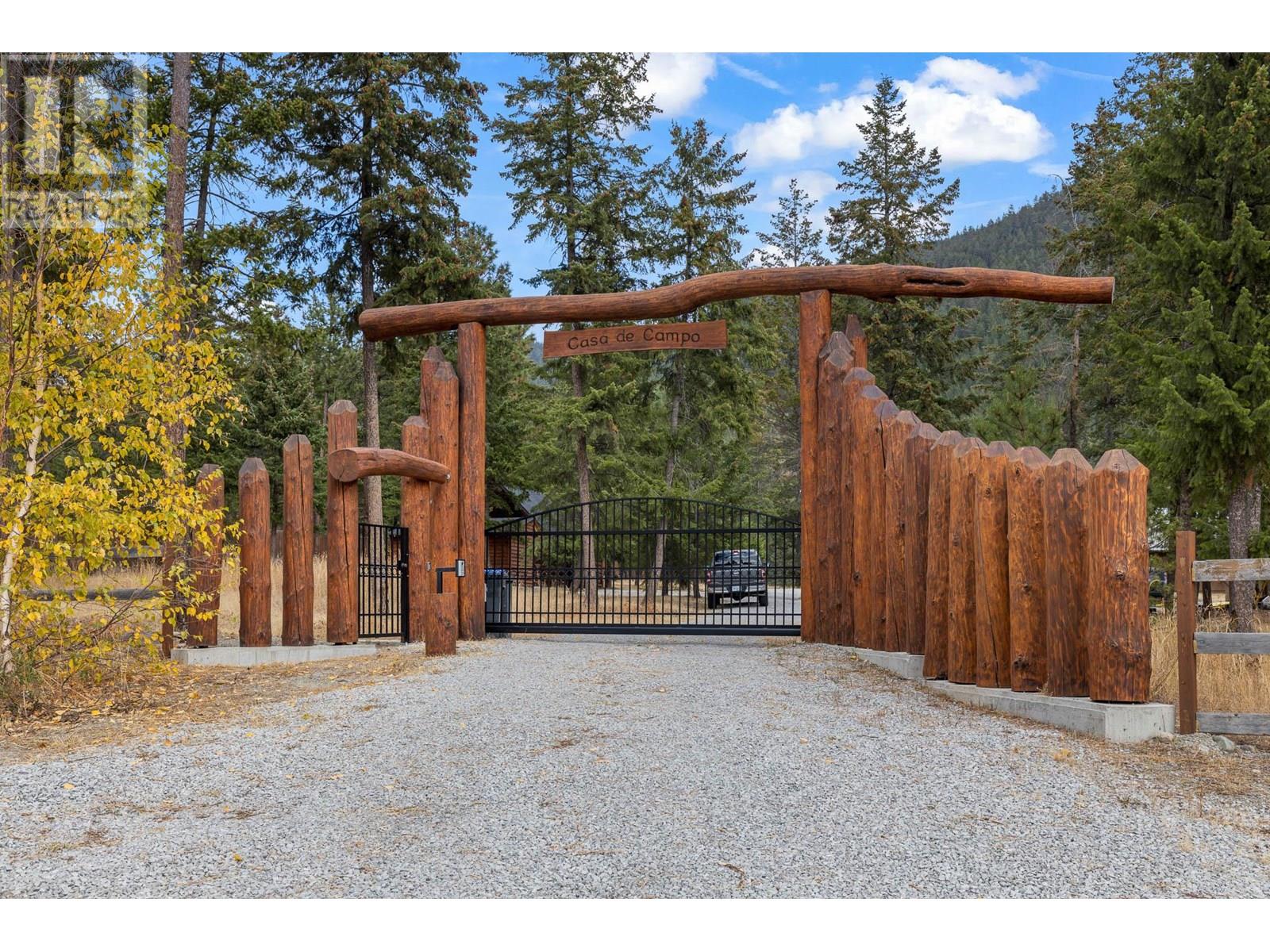  4335 Maxwell Road, Peachland