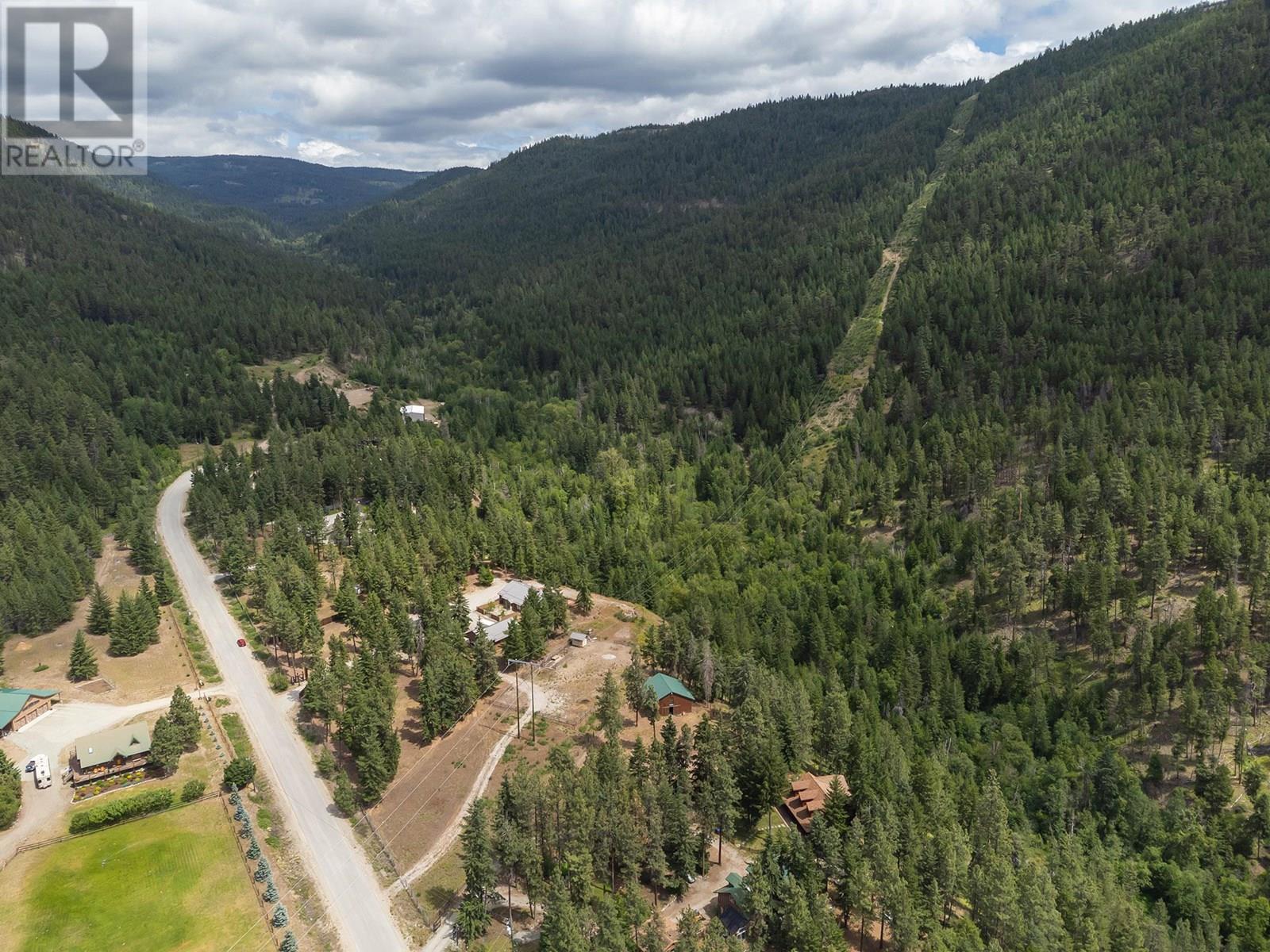  4335 Maxwell Road, Peachland