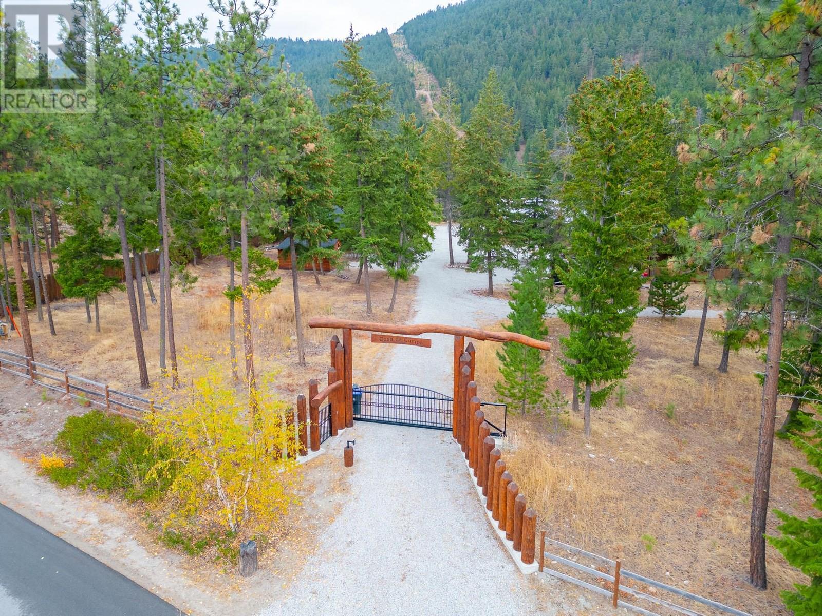  4335 Maxwell Road, Peachland