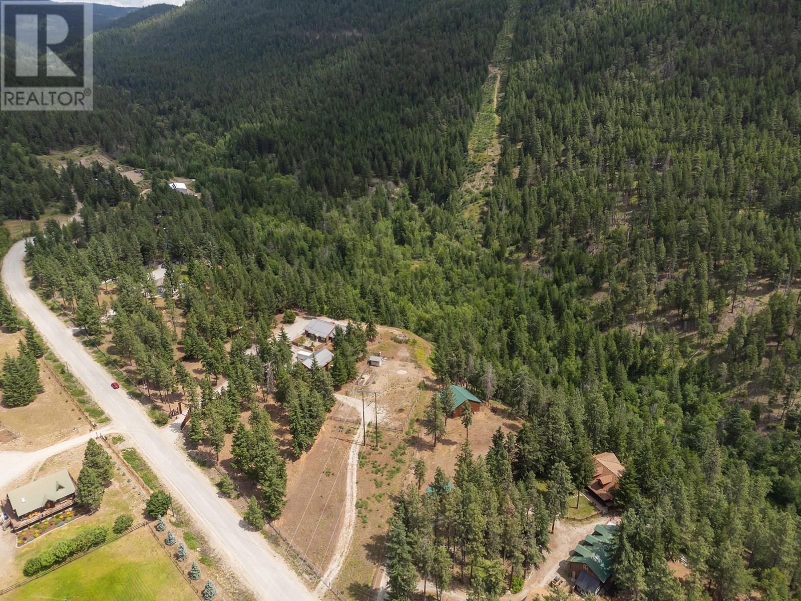  4335 Maxwell Road, Peachland