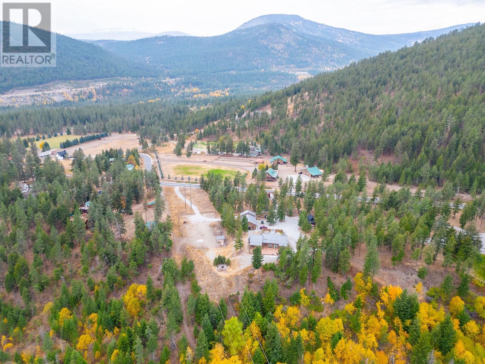  4335 Maxwell Road, Peachland