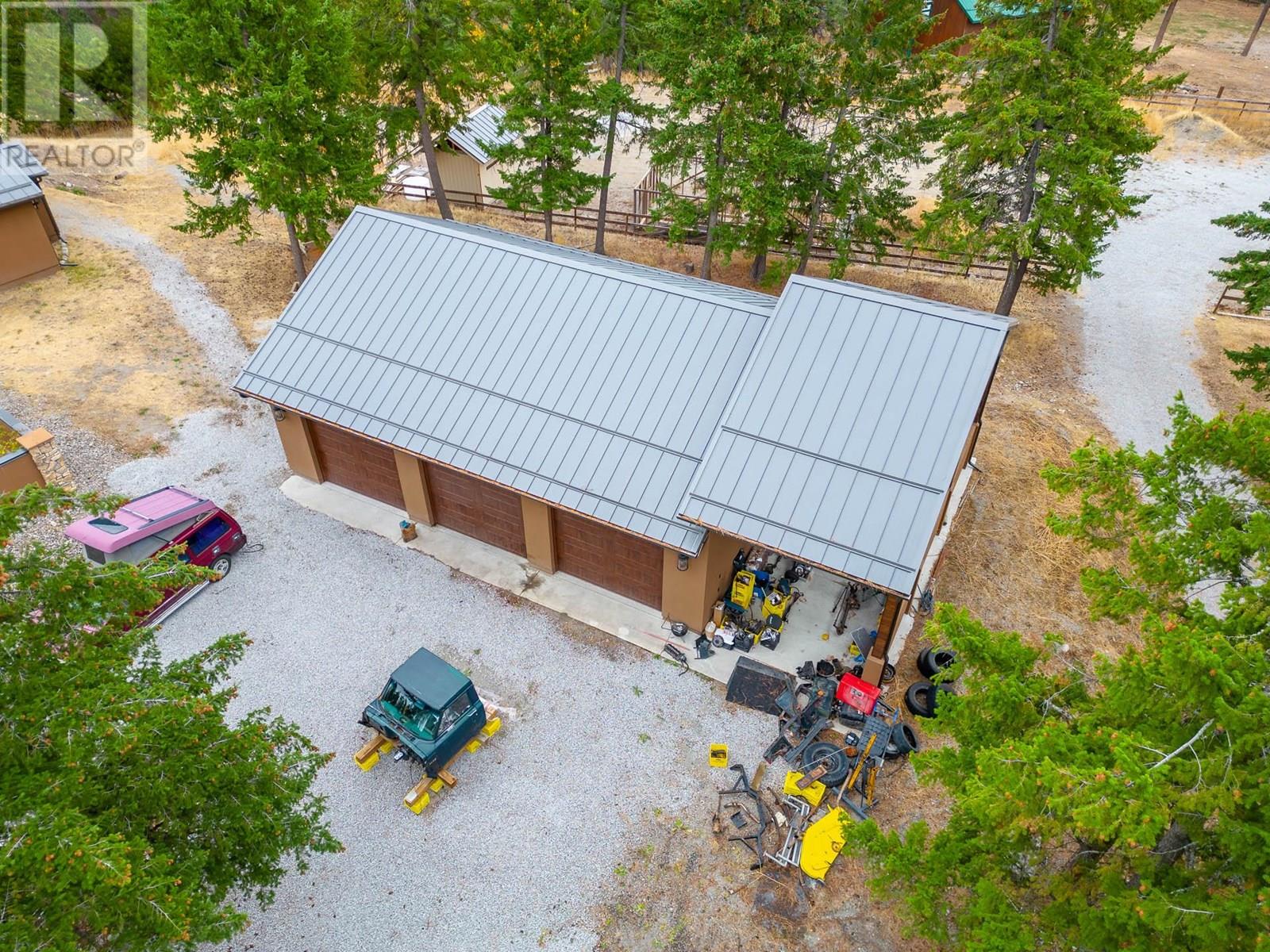  4335 Maxwell Road, Peachland