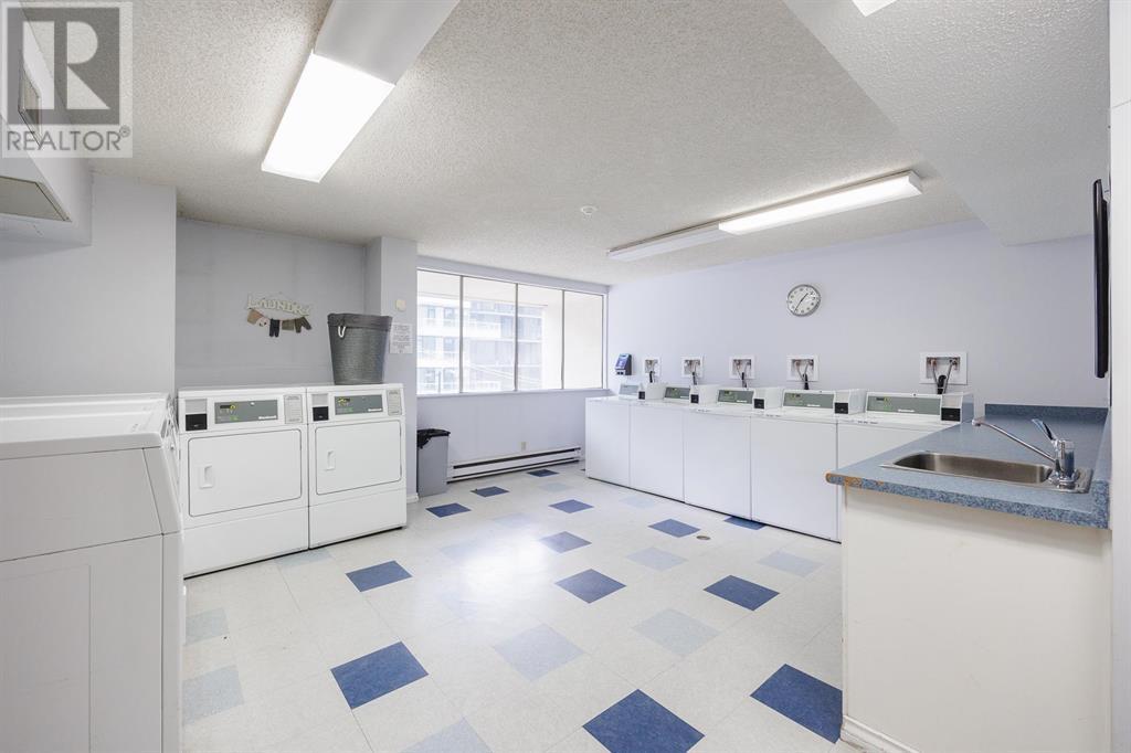 Photo 6 of 903 1330 Hornby Street, Vancouver BC