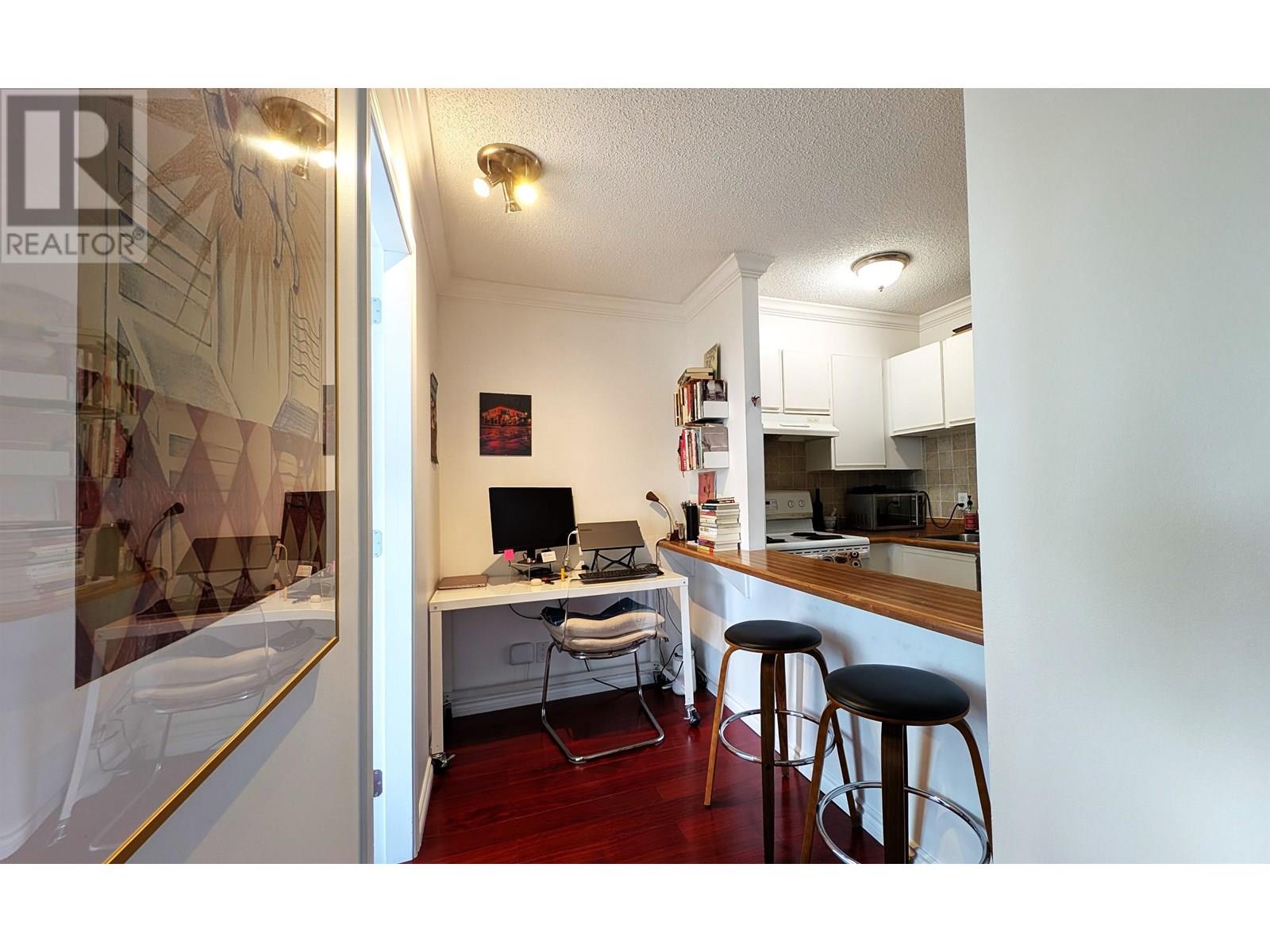 Photo 3 of 903 1330 Hornby Street, Vancouver BC