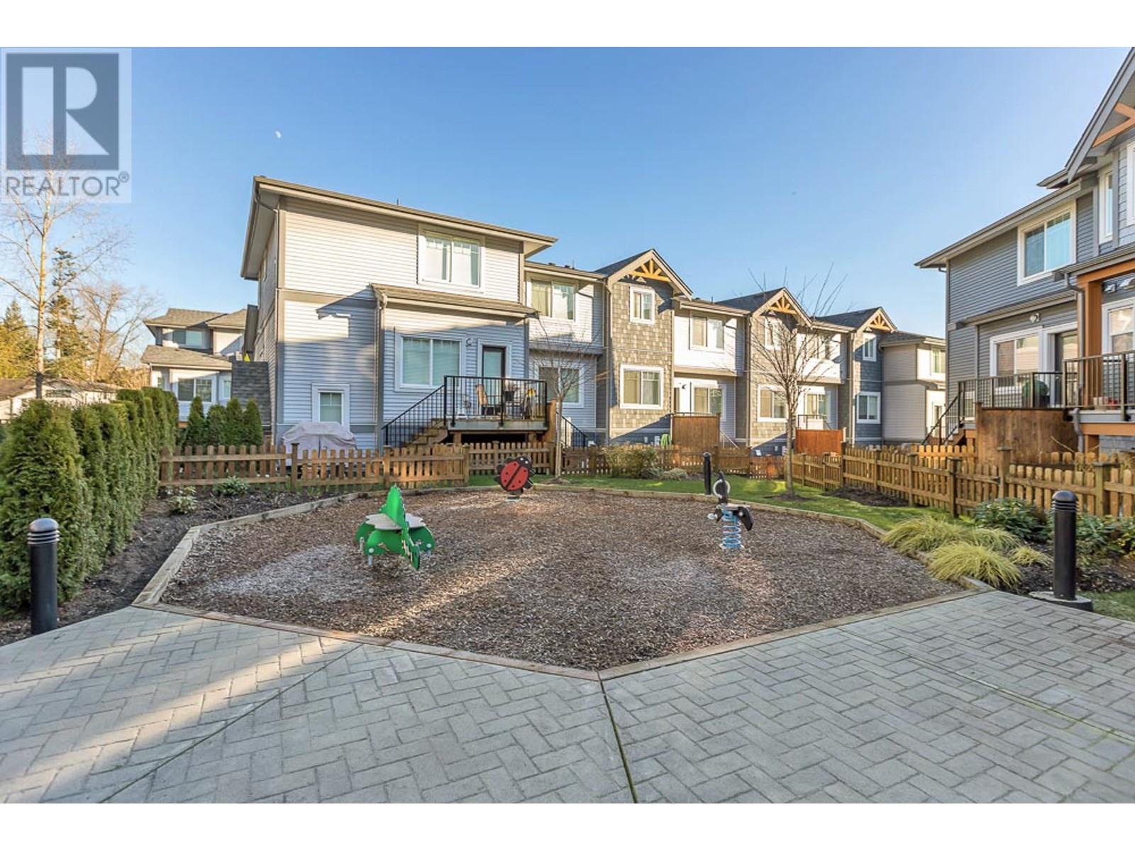 Photo 11 of 31 22810 113 Avenue, Maple Ridge BC